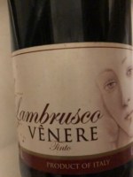 Riunite Vênere Lambrusco Tinto