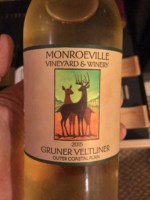 Monroeville Vineyard & Winery Grüner Veltliner