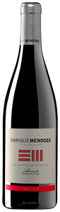 Enrique Mendoza Pinot Noir Alicante N.V.