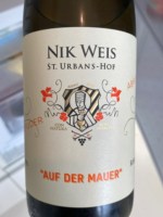 Weingut Nik Weis - St. Urbans-Hof Auf der Mauer Riesling