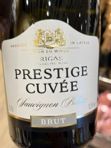 Rīgas Cuvée Prestige Sauvignon Blanc Brut | Vivino US