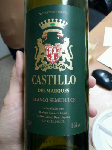 Castillo del Marques Blanco Semidulce | Vivino US