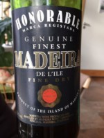 Madeira Wine Company Honorable Genuine Finest De L'ile Fine Dry Madeira