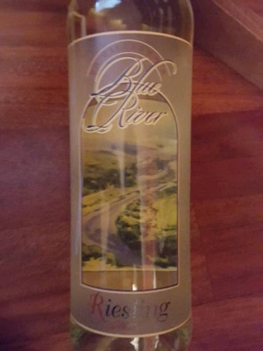 Blue River Riesling White | Vivino English