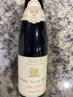 Domaine Léon Boesch Tradition Pinot Noir