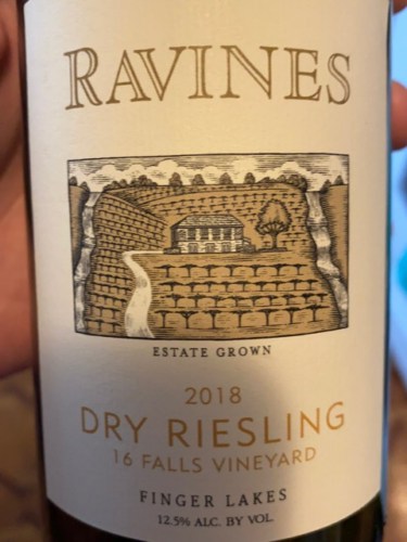 Ravines 16 Falls Vineyard Dry Riesling | Vivino US