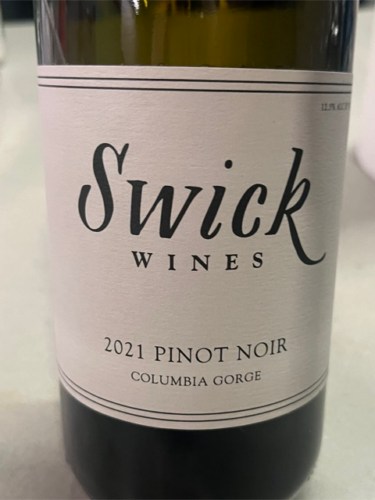 Swick Wines Pinot Noir | Vivino Español