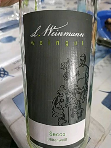 L. Weinmann Secco Blütenweiss | Vivino US