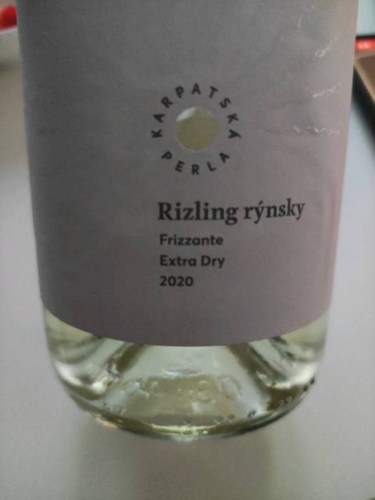 Karpatská Perla Rizling Rýnsky Extra Dry Frizzante | Vivino Australia