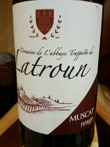 2015 Latroun Muscat Rouge | Vivino US