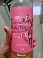 Tierra del Fuego Refugio Sur Sweet Rosé