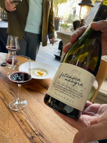 2017 Galicea Mare Elégance Fetească Neagră Vivino US