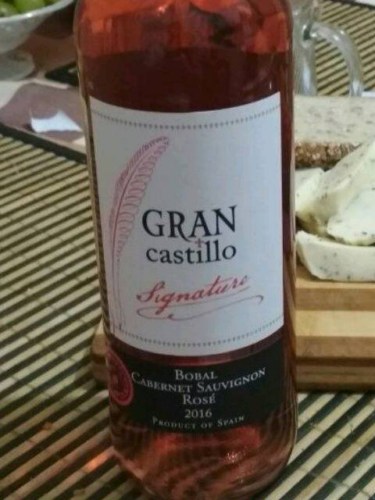 Gran Castillo Signature Bobal - Cabernet Sauvignon Rosé | Vivino Canada