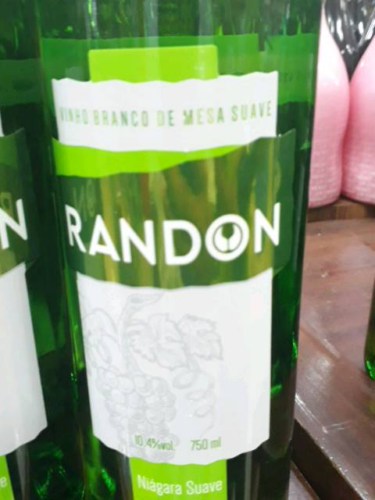 Vinhos Randon Vinho Branco de Mesa Suave | Vivino US