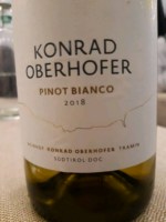 J. Hofstätter Konrad Oberhofer Pinot Bianco