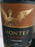 Montes Family Reserva Carmenère