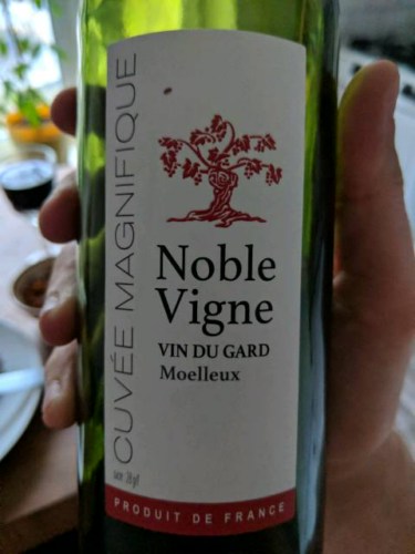 Noble Vigne Cuvée Magnifique Moelleux | Vivino Canada