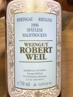 Robert Weil Riesling Spätlese Halbtrocken