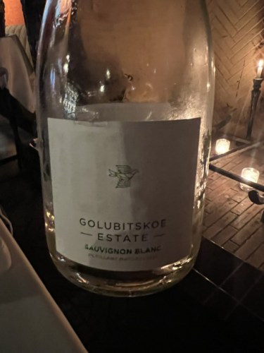 2022 Golubitskoe Estate - Villa Romanov Sauvignon Blanc | Vivino US