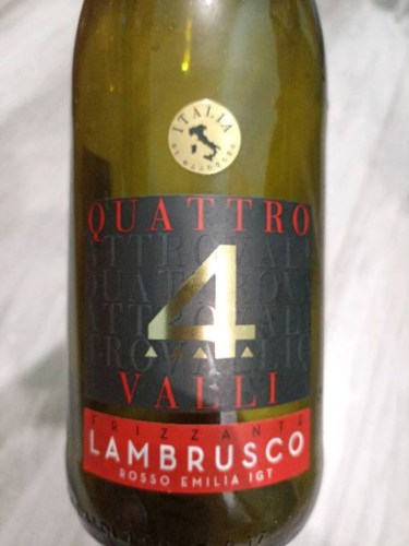 Quattro Valli Lambrusco Frizzante | Vivino US